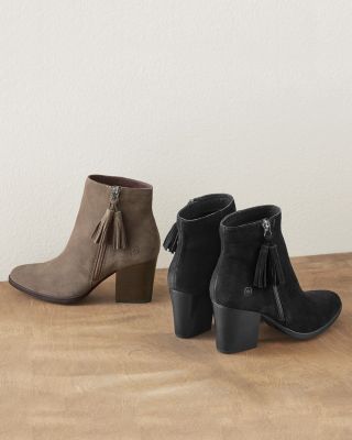 naturalizer black ankle boots