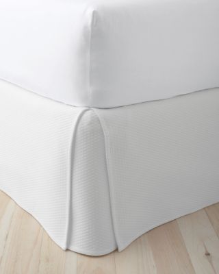 white bed skirt 18 inch drop