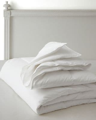 Signature Down-Alternative Duvet – Medium | Garnet Hill