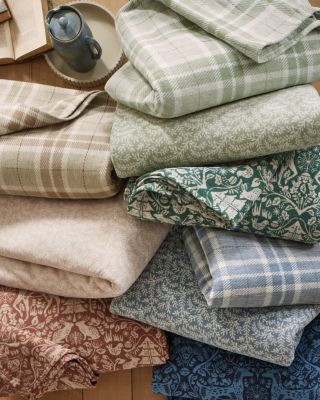 Patterned Organic-Cotton Fleece Blanket and Throw