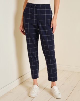 【ブルネロクチネリ】 Trousers - Tapered Trousers パンツ Men's pants and bermuda shorts | Brunello Cucinelli