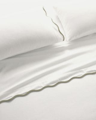 Cozy Scallop Organic-Cotton Flannel Sheet Set, Color Sage Green, Queen