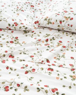 Queen Size Strawberry Patch Organic-Cotton Percale Sheet Set | Garnet Hill
