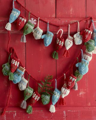 hats-and-mittens-advent-calendar-garnet-hill