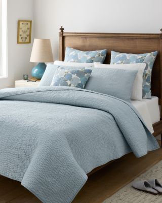 HandStitched Dream Quilt and Sham Hill