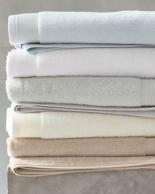 Plain Colors Cotton Bath Towel, Weight: 500 Gsm, Size: 70 X 140 cm at Rs  300/piece in Karur
