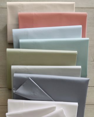 Solid Wrinkle-Resistant Sateen Sheets