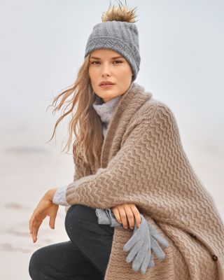 Cashmere Novelty-Stitch Hat | Garnet Hill display picture 1