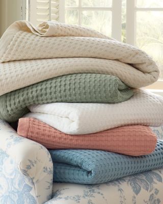 Chunky Waffle-Weave Organic-Cotton Blanket and Throw