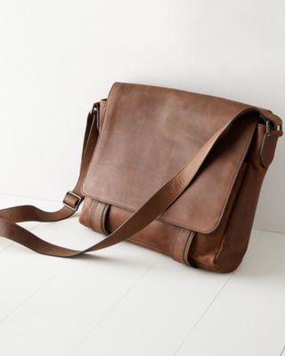 LOWEST. Frye $398 leather messenger store bag