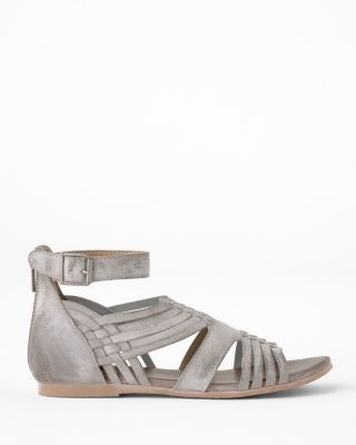 Roan gladiator sandals store