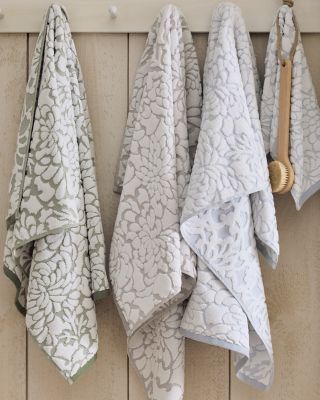 Sculpted bath towels sale