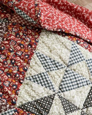 Rockport Ditsy Patchwork Quilt | Garnet Hill