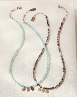 Short deals beaded necklace