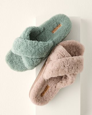 Olukai discount wool slippers