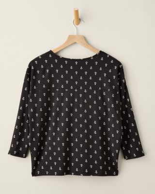 トップス LOW CLASSIC V-NECK LOGO KNIT TOP Low Classic V-neck Logo Knit Top In Black | ModeSens