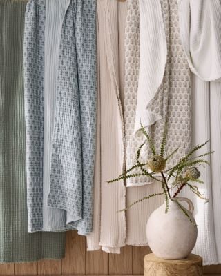 Garnet Hill Ripple Throw - Thumbnail 3
