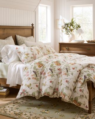 The Linen Shop: Bedding & Home