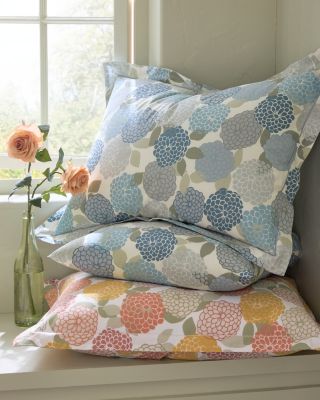 171x238cmガズニーシェルワン織り絨毯(132) Zinnia Classic Satin-Stitch Organic-Cotton Percale Sham | Garnet Hill