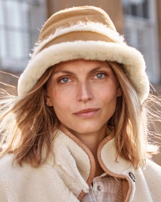 EMU Reversible Sheepskin Hat | Garnet Hill