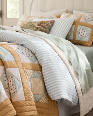 Daphne Organic-Cotton Patchwork Quilt | Garnet Hill