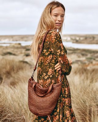 ✨ハンドバッグ Latico Woven Leather Shoulder Bag | Garnet Hill